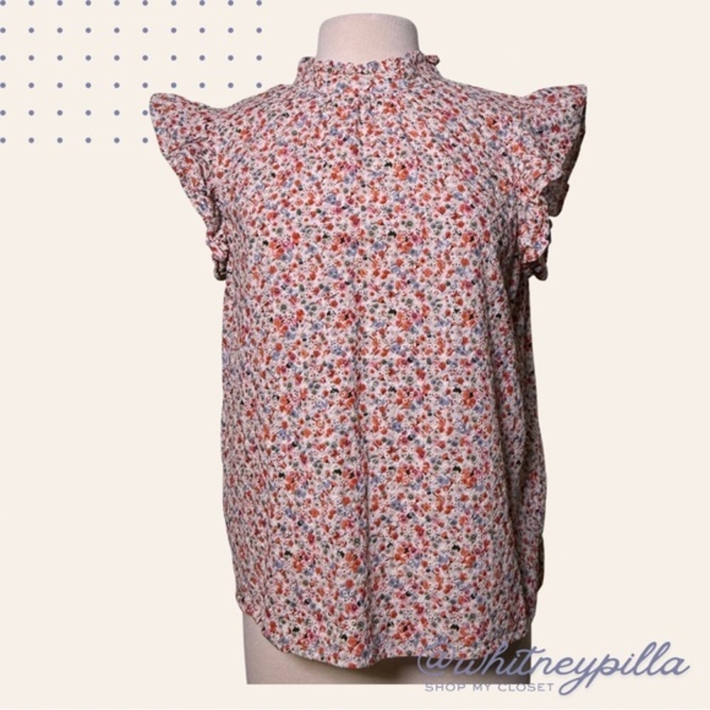 3/$20 Voy Floral mock neck top red, pink, orange Flutter Sleeve tie back size L